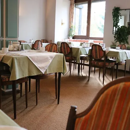 Brunnenhof Отель