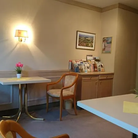 Brunnenhof Отель